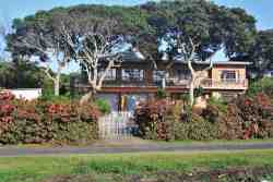 the house - front façade, sea facing - 40 metres from beach