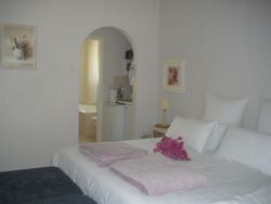 Guestroom 3