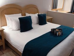Deluxe Double Room with Garden View