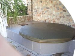 Jacuzzi