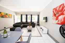 Unit 3 lounge & dining area