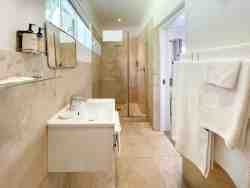 Bathroom en suite