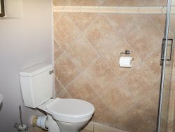 Luxury Queen Room 1