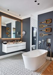 Premier Deluxe Bathroom