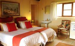 Elephant s/c unit with two single beds