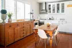 106 Waterkant Street Guest Suite 2 kitchen and dining table