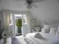 Squirrel's Leap Main Bedroom