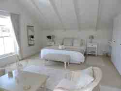 Robin's Nest Bedroom