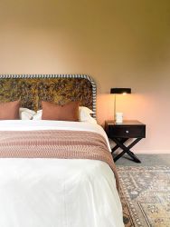 Rockwood Farm House - Guest King Room