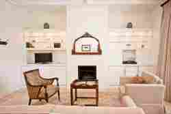 Lounge of Executive Suite