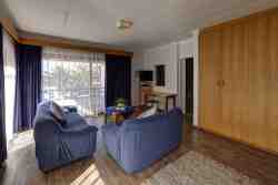 Room 4
