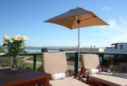 Oyster balcony