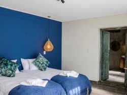 Coastal Calm Twin Room with Lounge
