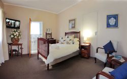 Bedroom unit 3