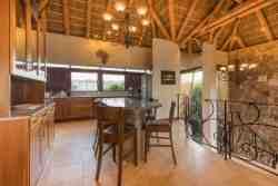 Fully equipped kitchen with seperate scullery
