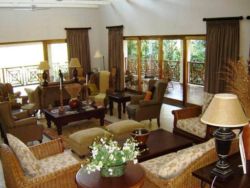 Executive Lounge