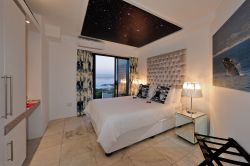 Room 5
