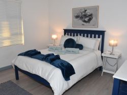  Luxury 3-Bedroom Villa