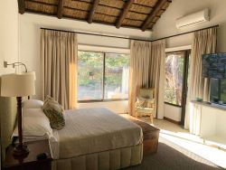 Shobi Chalet 1 Main Bedroom