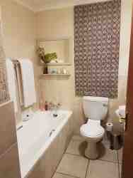 Main bathroom - bath, toilet and basin