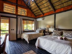 Comfort Queen Room