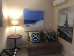 Sitting area/Sofa