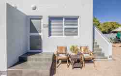 Daisy Studio private entrance