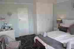 Cheetah room w/ self-catering unit