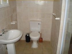 Bathroom with Double-shower
