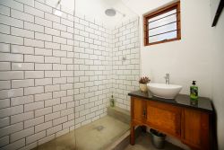 Honeysuckle Bathroom
