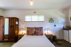 Protea Bed