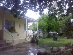 Guesthouse - Front