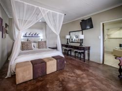 Bed - Superior King Room