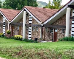 Studio 28 Clarens is part of the Larola Terraces, secure complex with 24/7 security for your safety