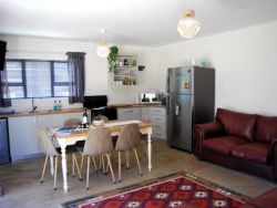 Open plan living area & kitchen