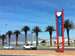 The Woodbridge MyCiti busstop at Woodbridge Island