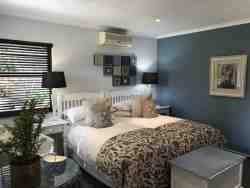 These are our executive suites, situated in the shady gardens and close to the parking area.  The rooms also have a garden view and is accessed from the garden.  Paved walkways lead to the dining room. The suites are elegant and beautifully dressed.  The beds can either be king size or twin, whichever the preference. They offer comfortable seating and a writing desk. The bathrooms are en-suite with both bath and shower and a vanity top.

•	Free WiFi
•	Air Conditioning
•	Electric Blankets in winter
•	Coffee/ Tea making facilities
•	Secure parking

