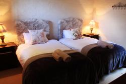 Twin Bedroom Downstairs