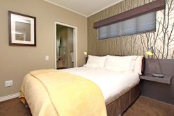 Deluxe Suite Bedroom