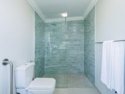 Executive Disability friendly unit