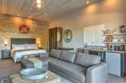 The Banyan - Double room on ground floor