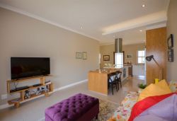 lounge 32 WRG