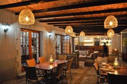 Restaurant - outside