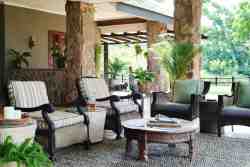 Homestead Veranda Lounge