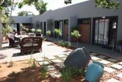 Garden and Braai area