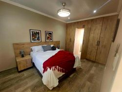  Family Queen Room