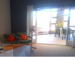 Laguna Room - Tropico House