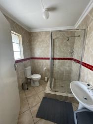 Flatlet Bathroom