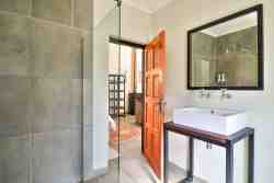 Mill Room- Bathroom