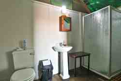Honeymoon Tent- Bathroom